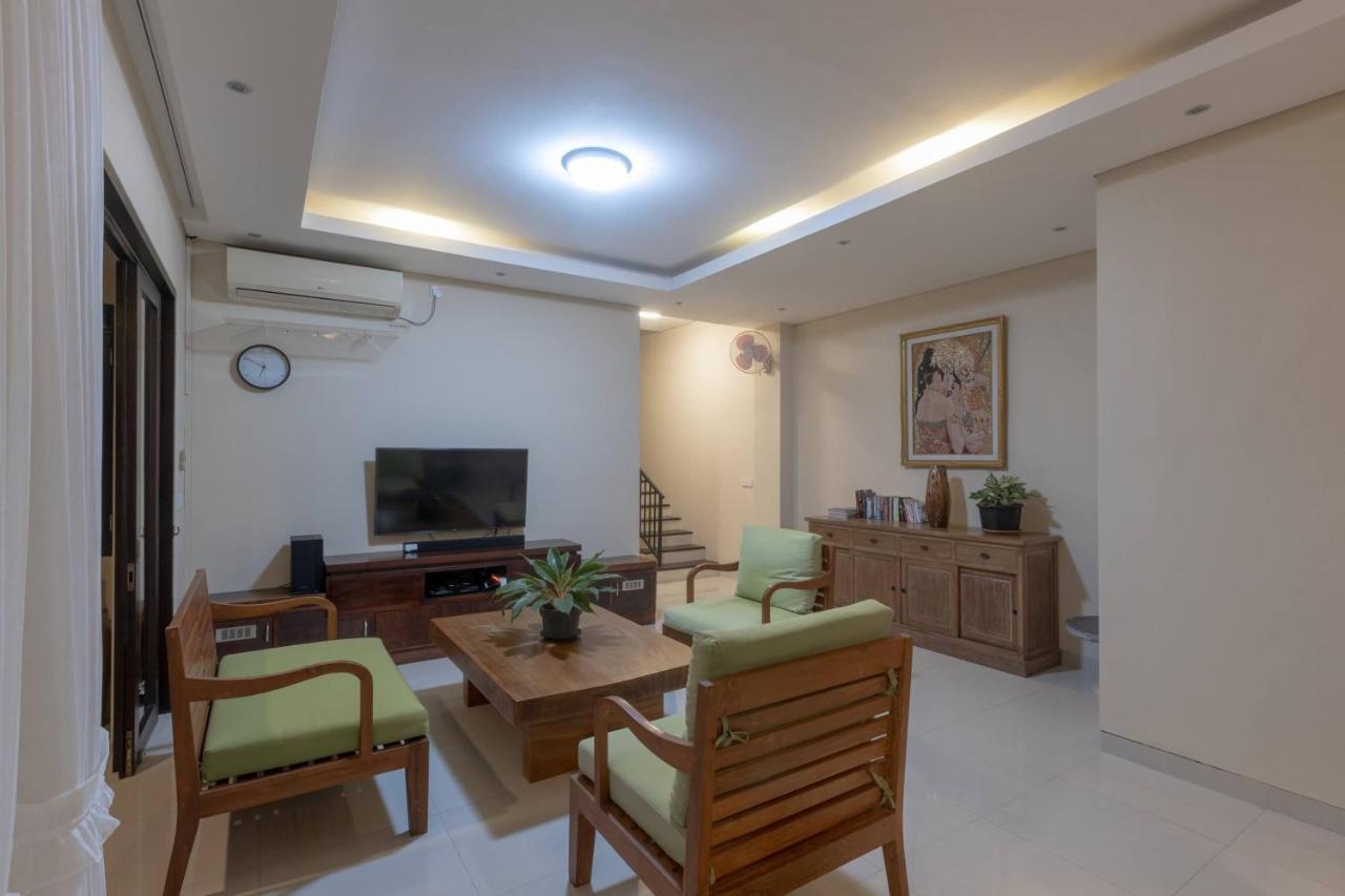 Villa Mayasari 6 Bed Rooms Nusa Dua  Exterior foto